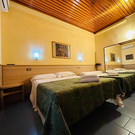 Hotel Nizza Milan Luaran gambar