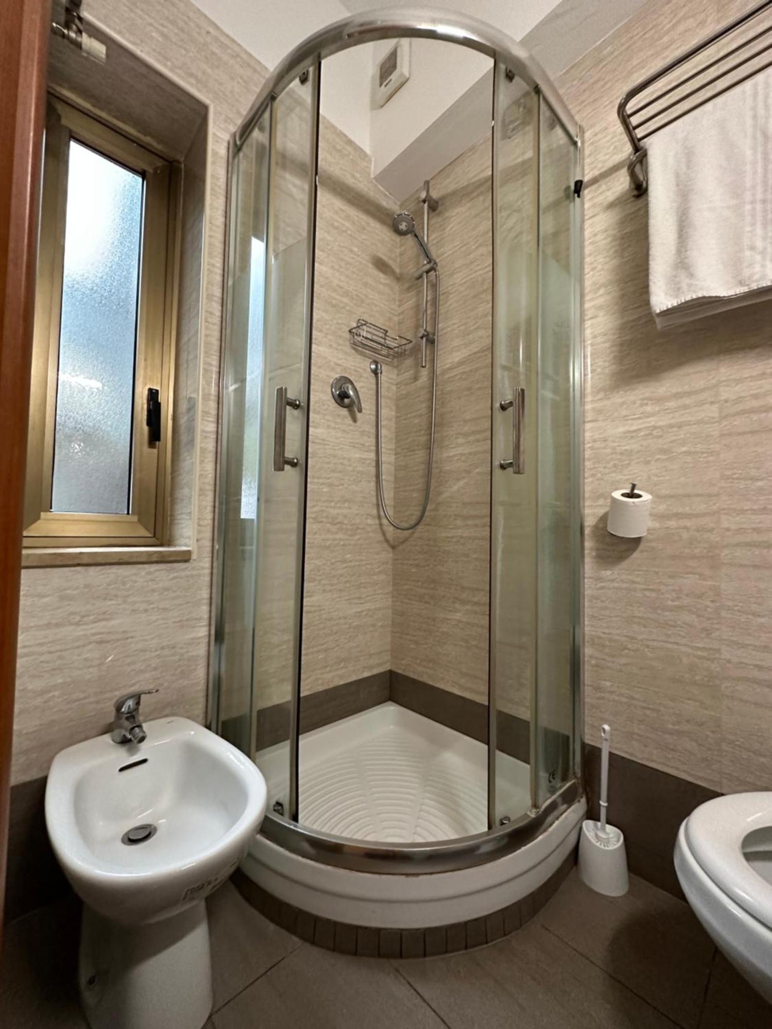 Hotel Nizza Milan Luaran gambar