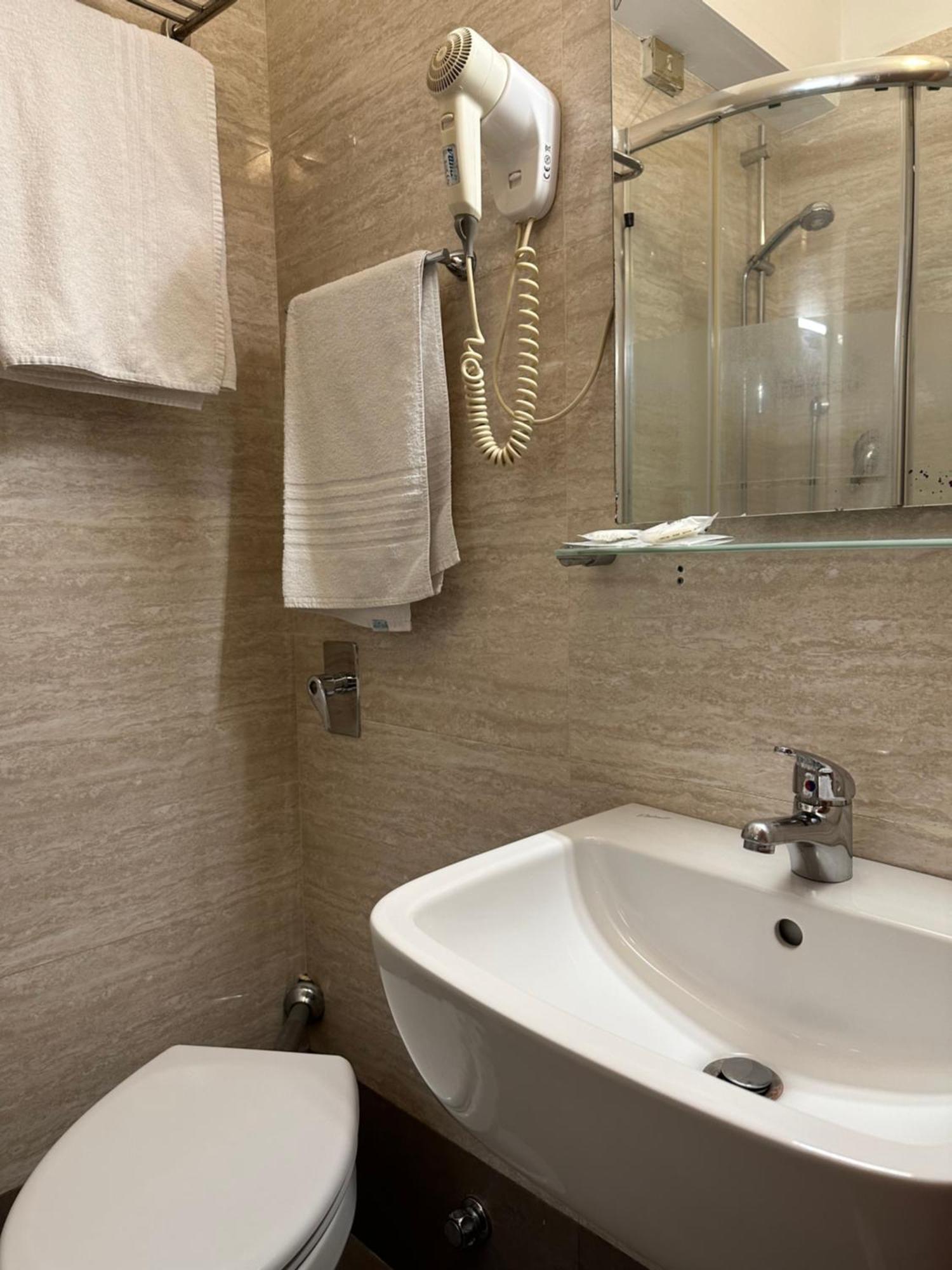 Hotel Nizza Milan Luaran gambar