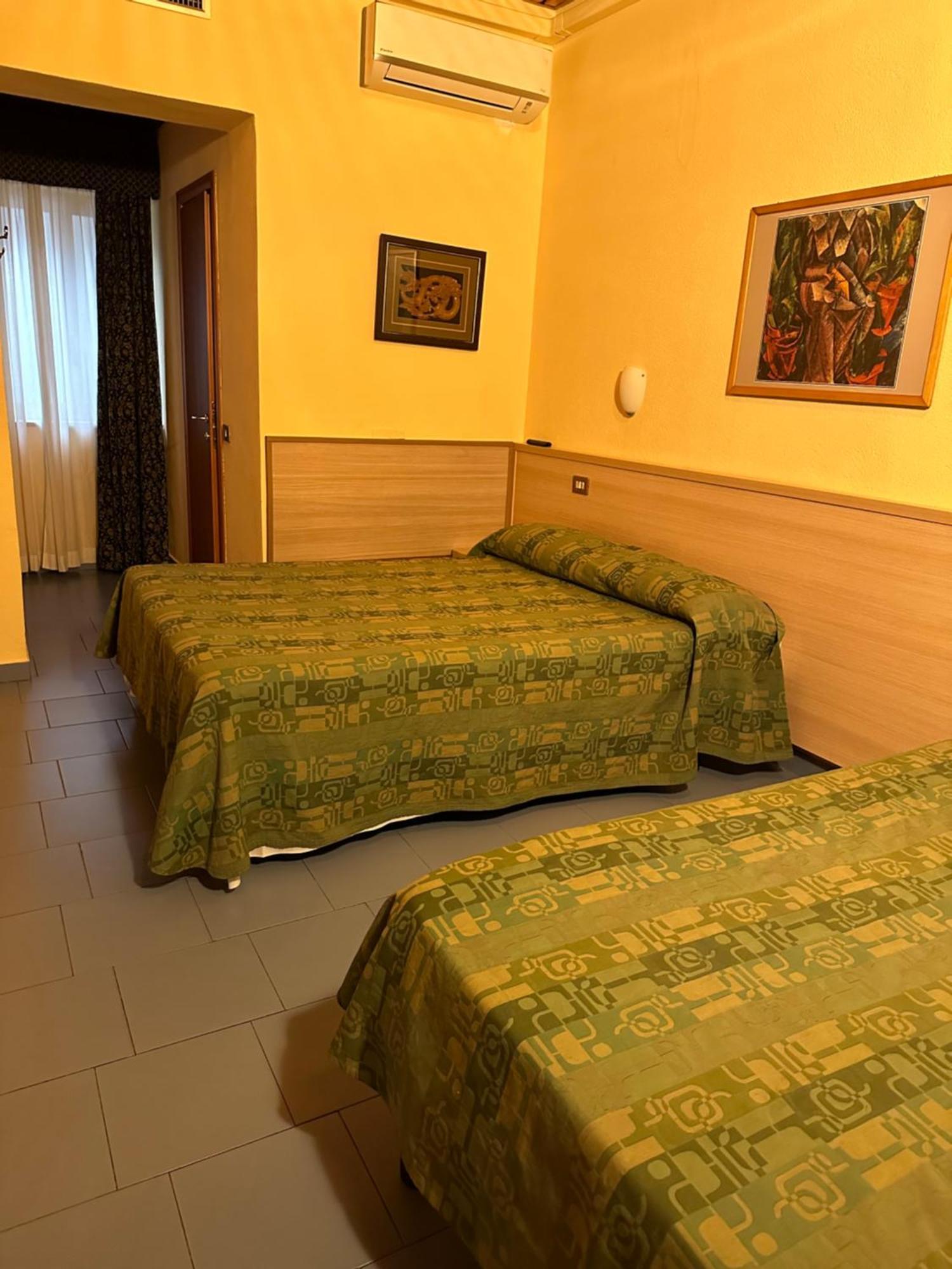 Hotel Nizza Milan Luaran gambar