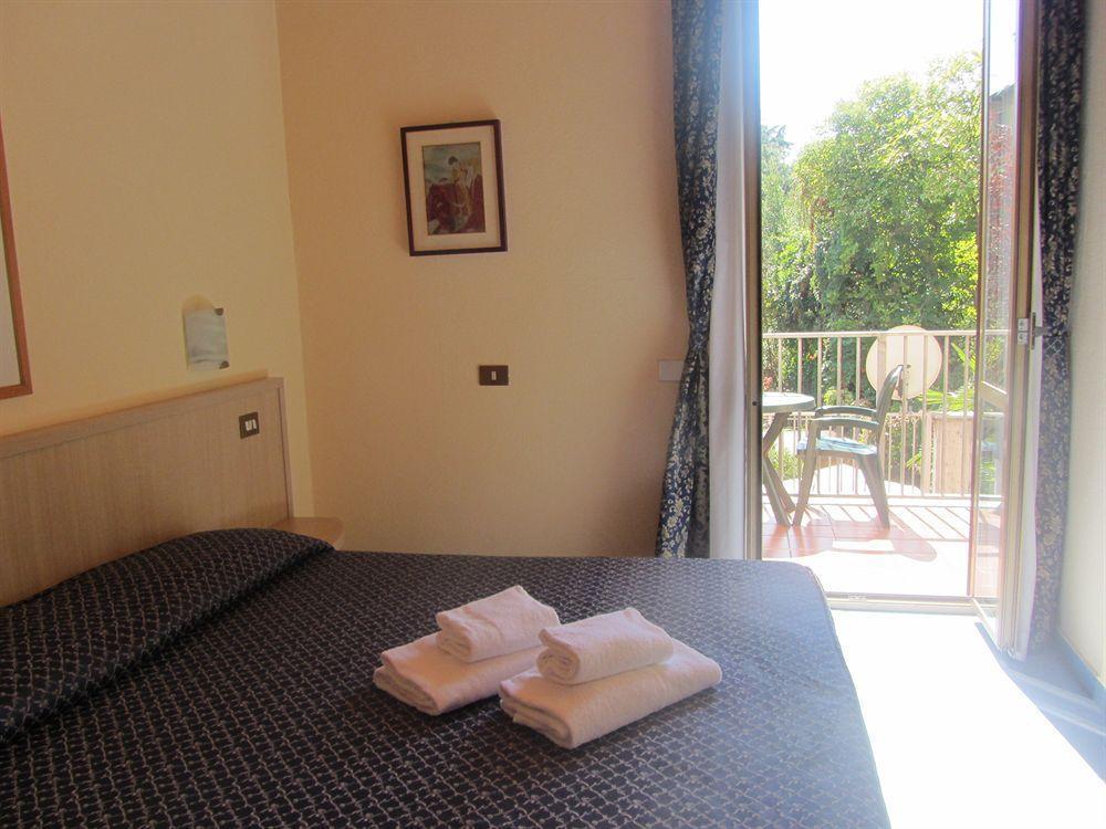 Hotel Nizza Milan Luaran gambar