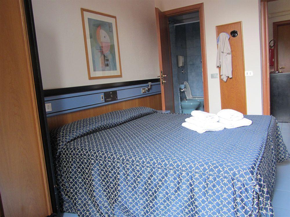 Hotel Nizza Milan Luaran gambar
