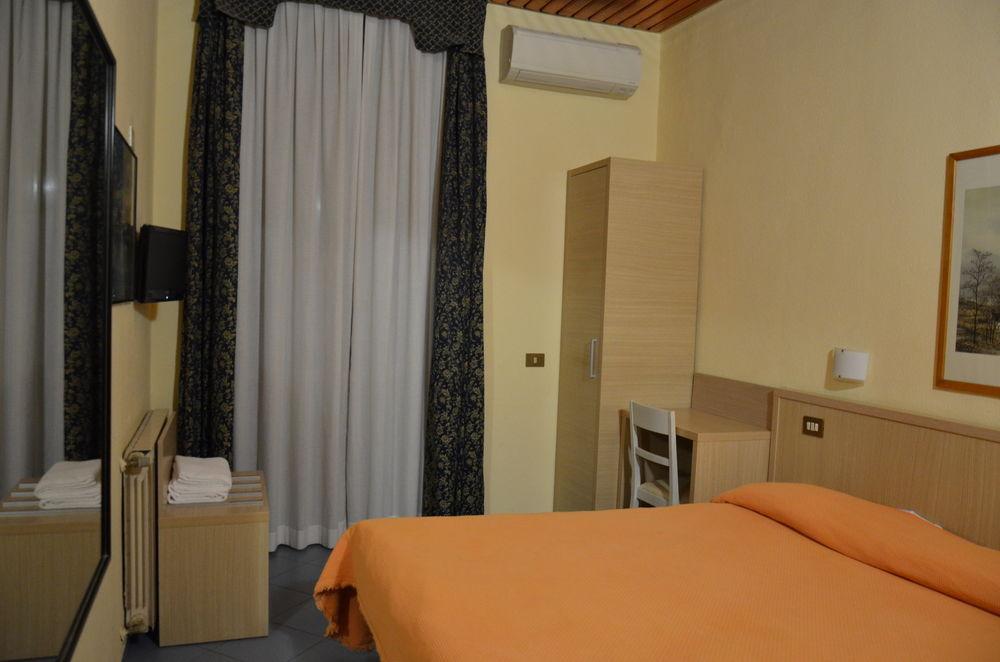 Hotel Nizza Milan Luaran gambar