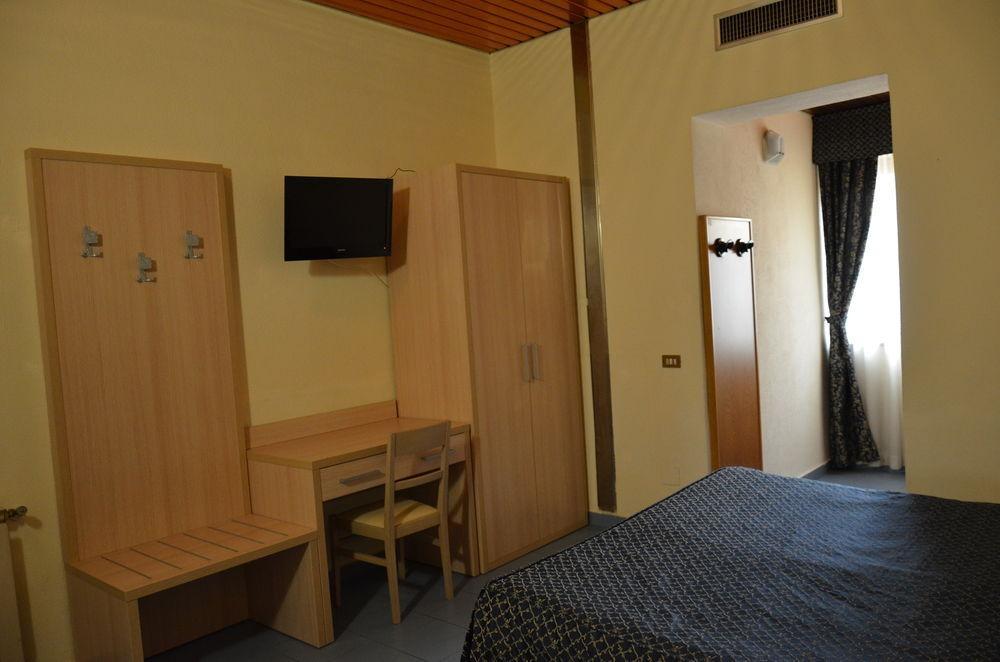 Hotel Nizza Milan Luaran gambar