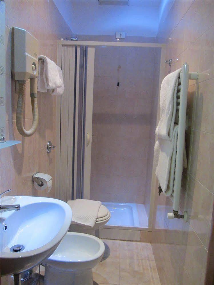 Hotel Nizza Milan Luaran gambar